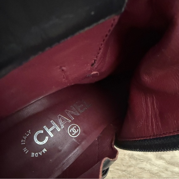 Chanel Turnlock Ankle Boots 40 - Picture 7 of 12